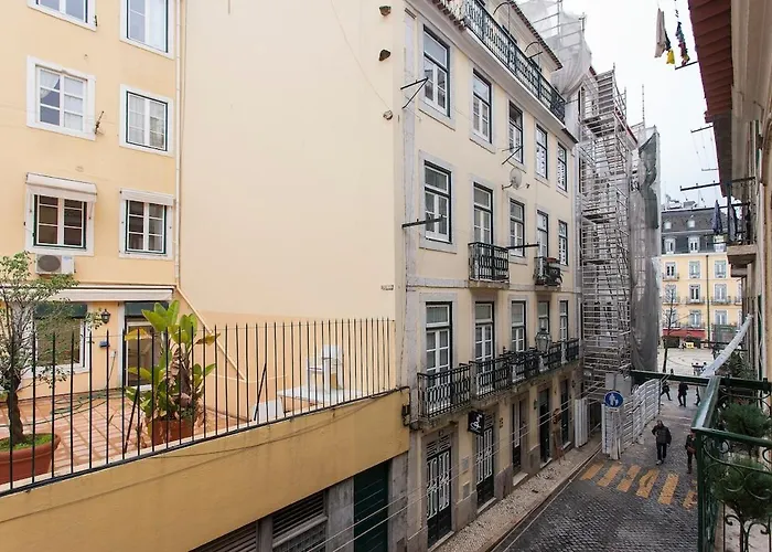 Ginjinha House - 4 - Bairro Alto - With Ac By Lisbeyond Πανσιόν Lisboa